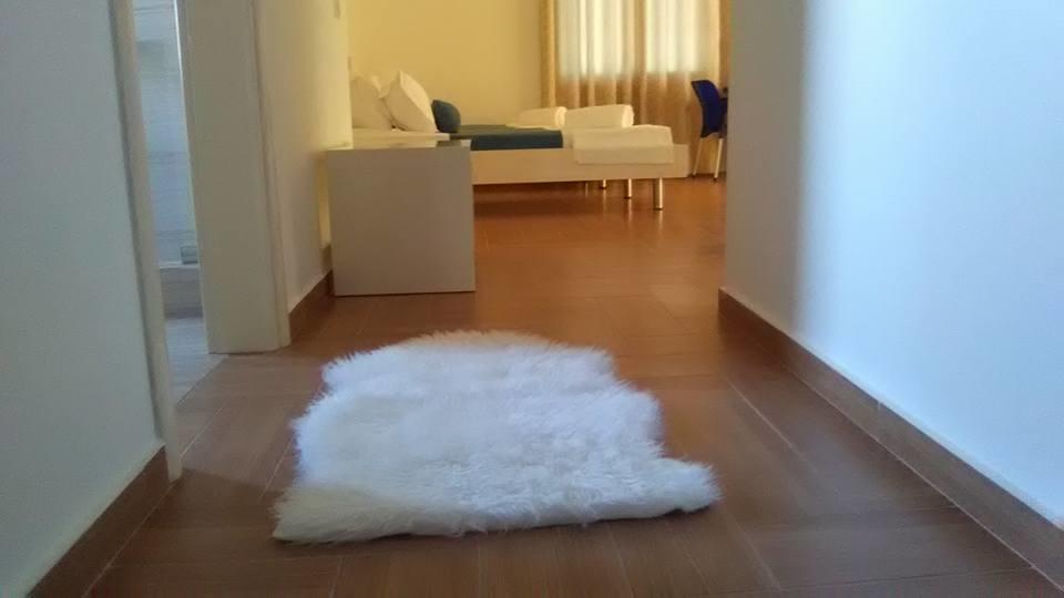 סרנדה Aler Holiday Inn מראה חיצוני תמונה