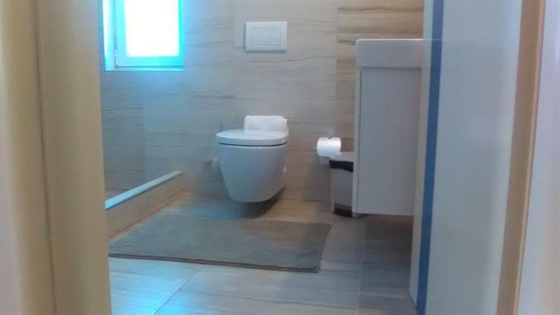 סרנדה Aler Holiday Inn מראה חיצוני תמונה